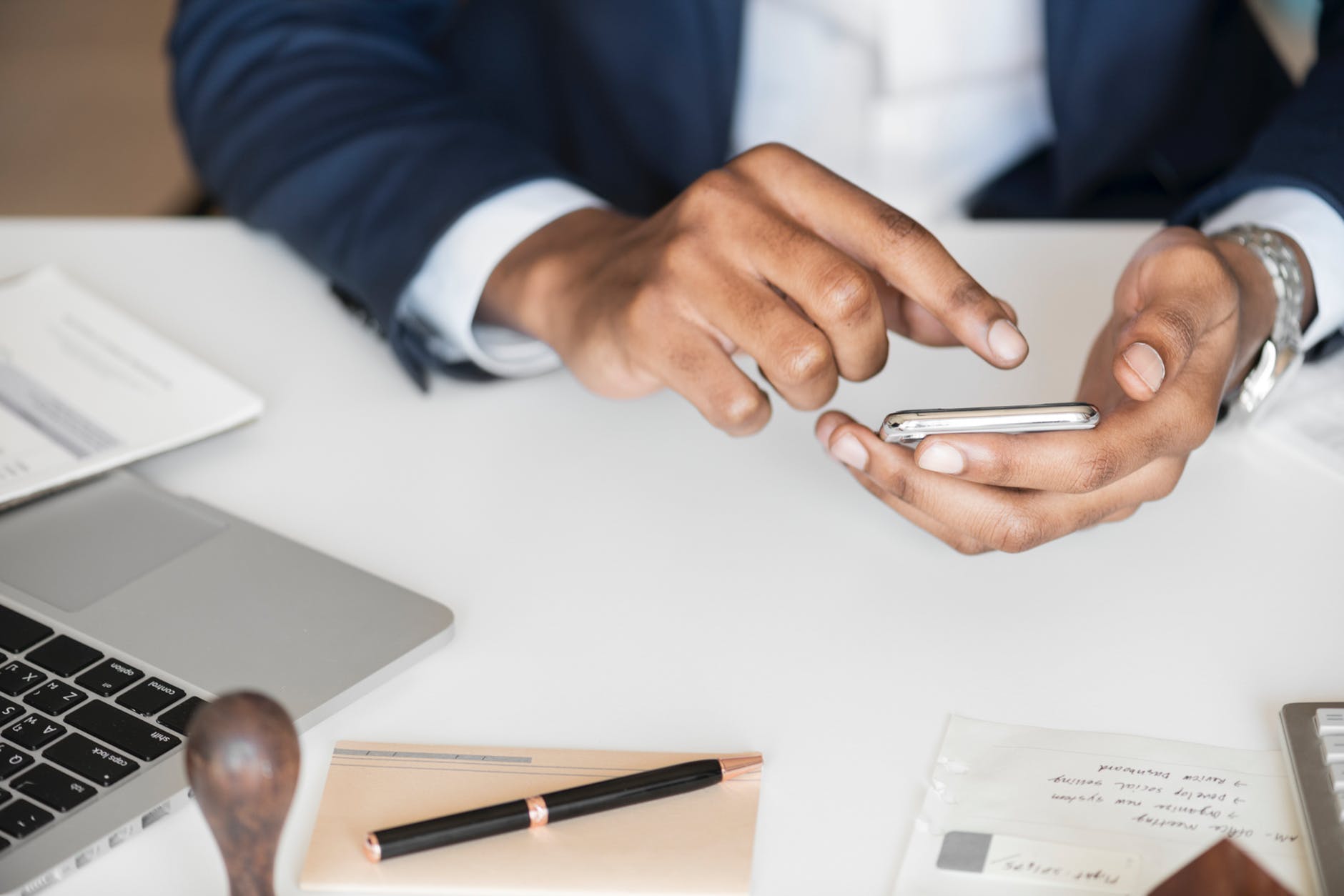Promosikan Mobil Bekas Milikmu Melalui Media Online / Socmed
