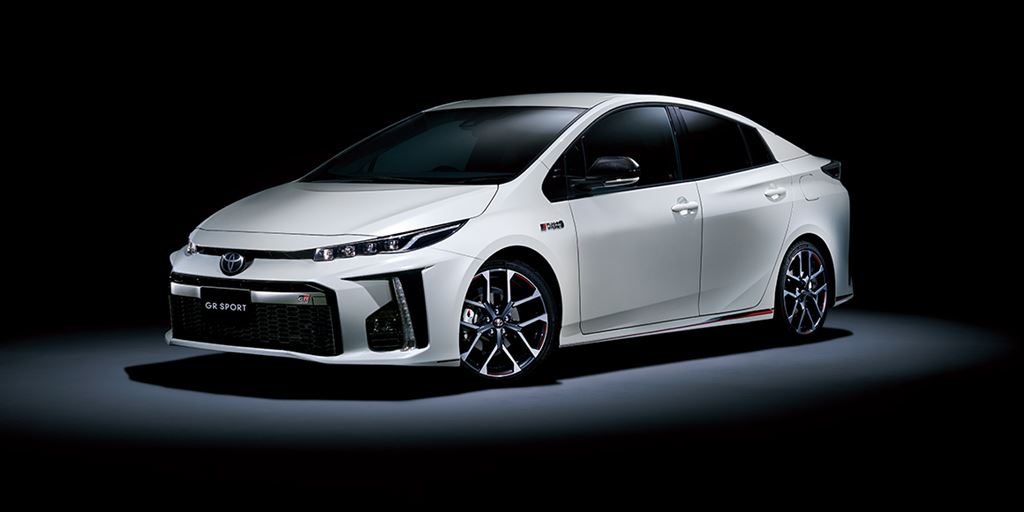 Toyota Prius PHEV GR