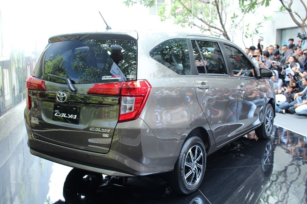 Toyota Calya Facelift 2019 Belakang