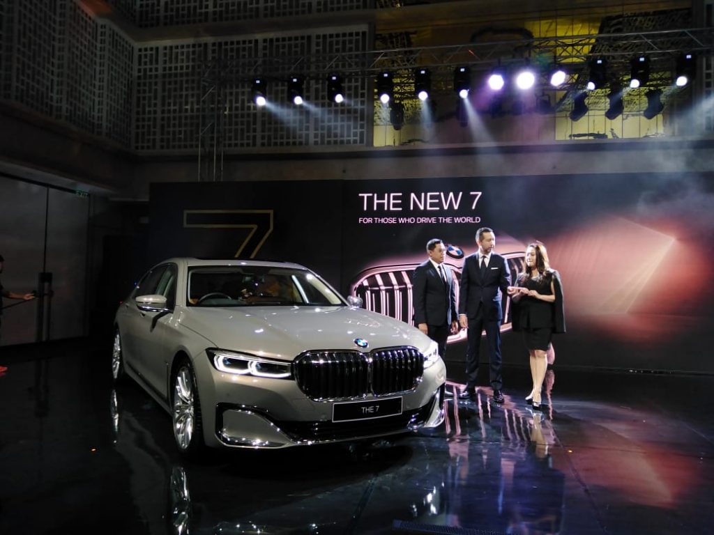 BMW The New 7 - Sedan Mewah BMW Seri 7