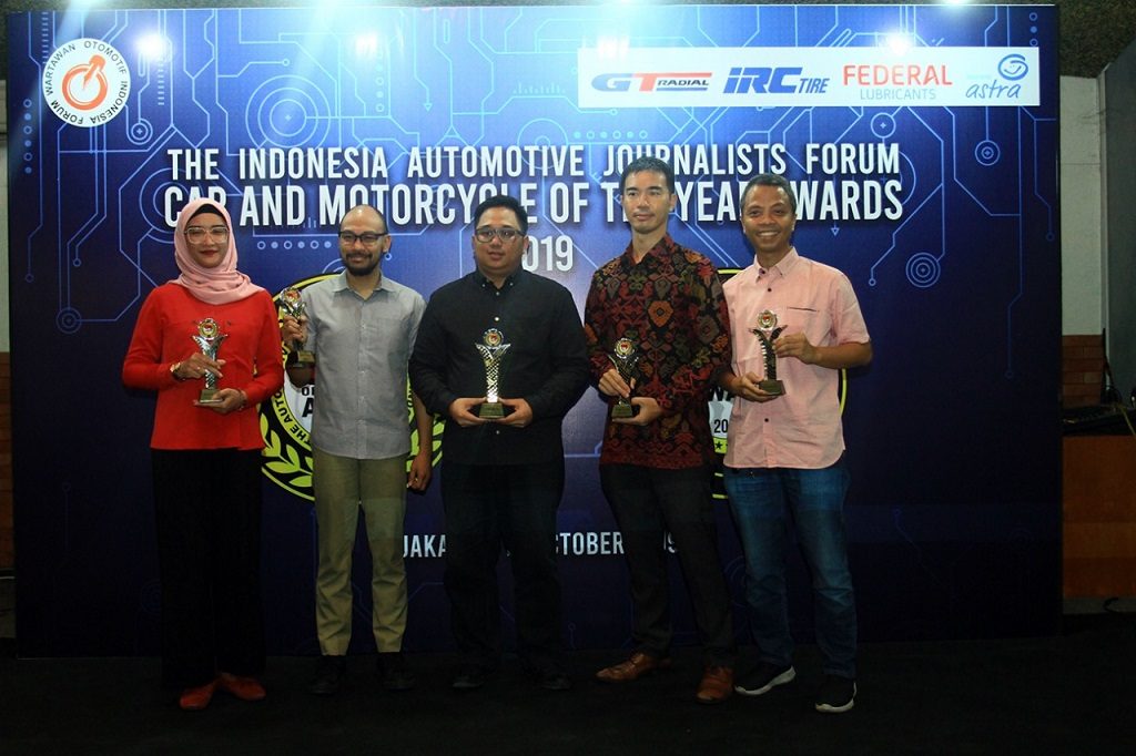 Wuling Almaz FORWOT Car of The Year 2019