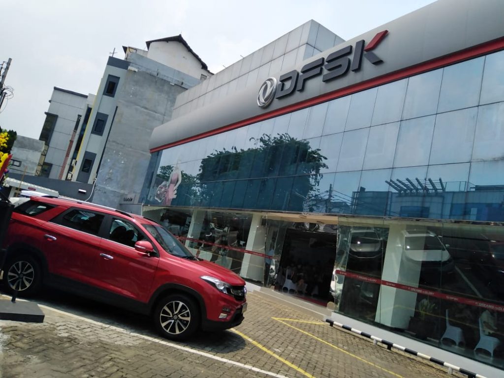 Lokasi dealer DFSK yang baru dibuka lokasinya tersebar di berbagai daerah di Indonesia. (Foto: Istimewa)