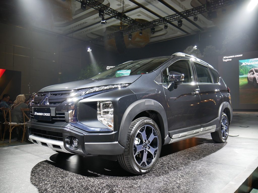 Mitsubishi Xpander Cross diposisikan untuk menghadapi rival-rivalnya, seperti si kembar Toyota Rush dan Daihatsu Terios, serta Honda BR-V. | Foto: Deni Ferlindungan