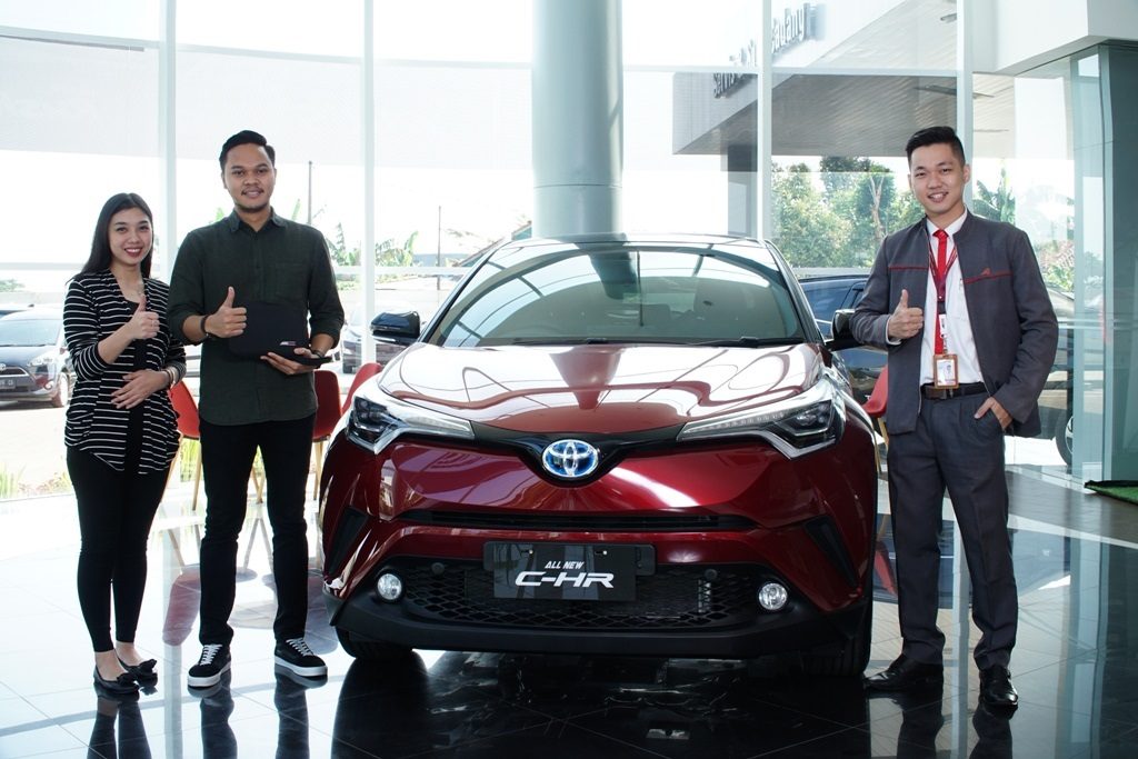 Program Penjualan Auto2000