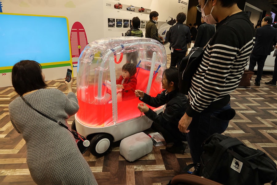 Aibou mobil anak-anak yang juga diboyong ke Tokyo Auto Salon
