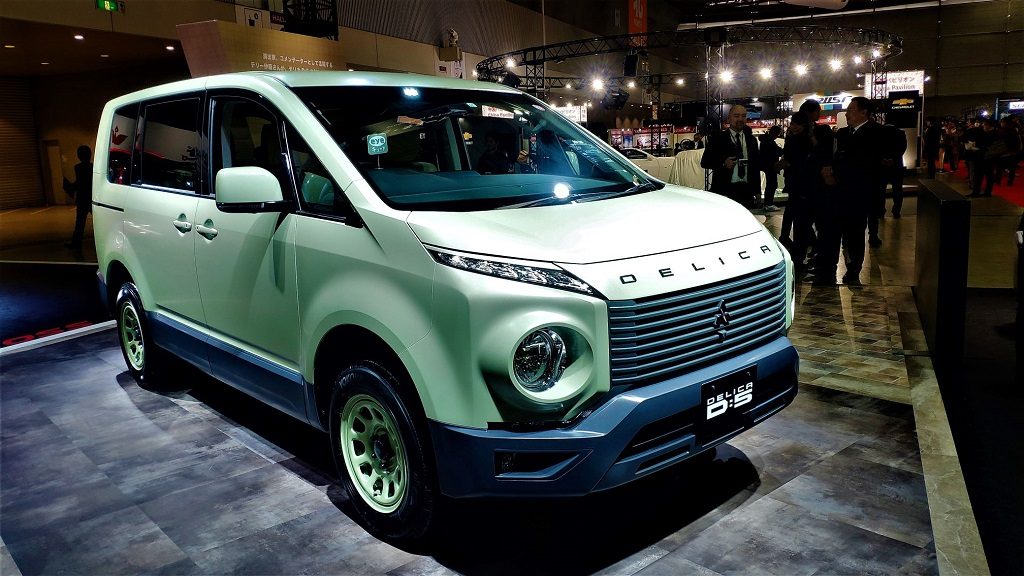 Mitsubishi Delica D:5 Eye Cute di Tokyo Auto Salon