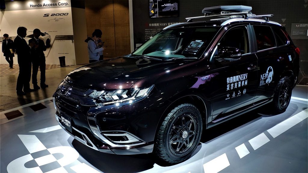 Mitsubishi Outlander PHEV Special Service Agency NERV Specification