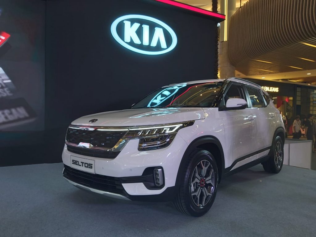 Kia Optimis Arungi pasar otomotif Indonesia (Deni)