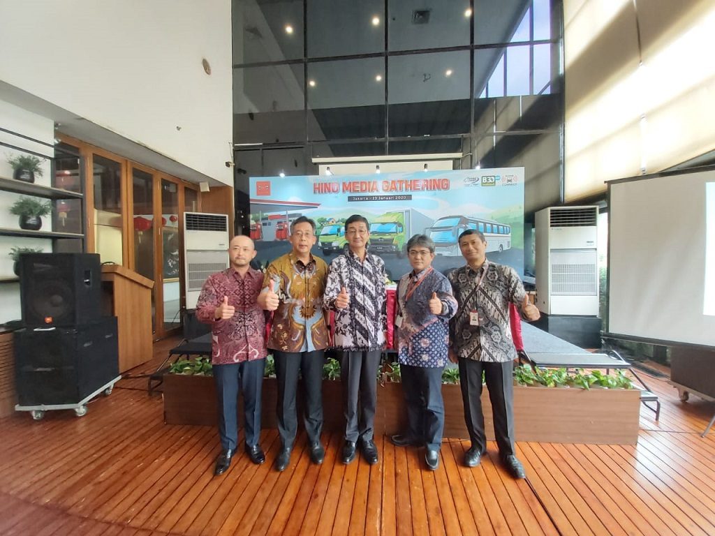Produk Hino siap gunakan bahan bakar Biodiesel B30
