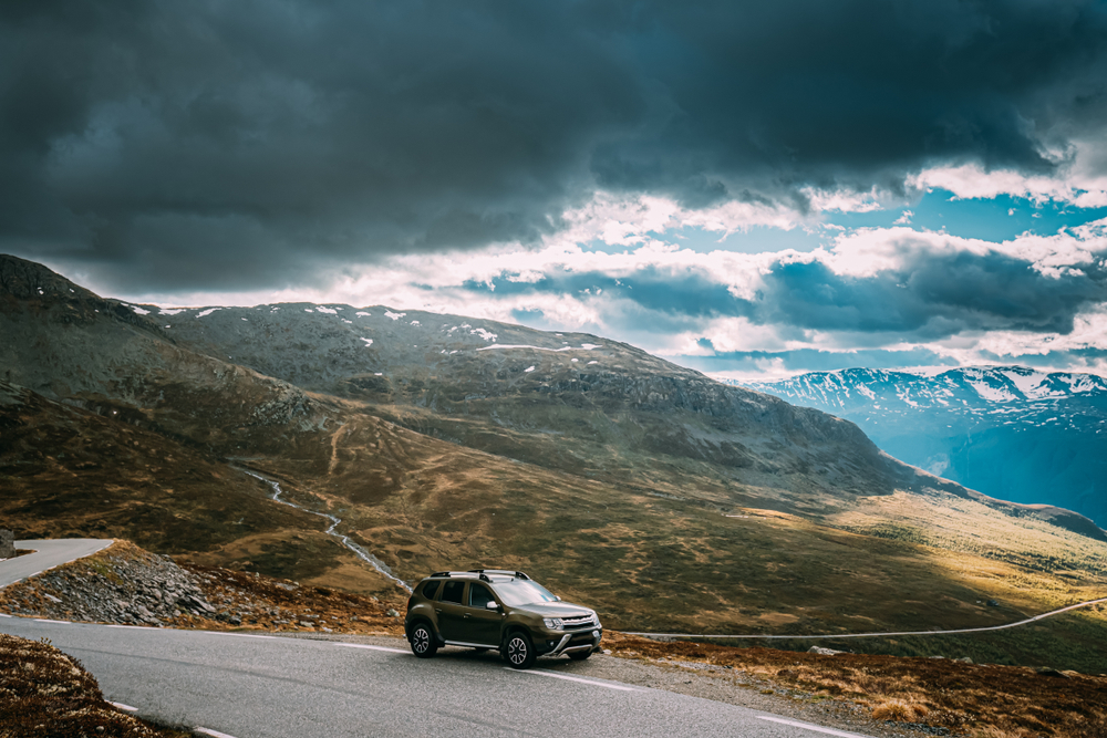 Mobil yang nyaman untuk road trip