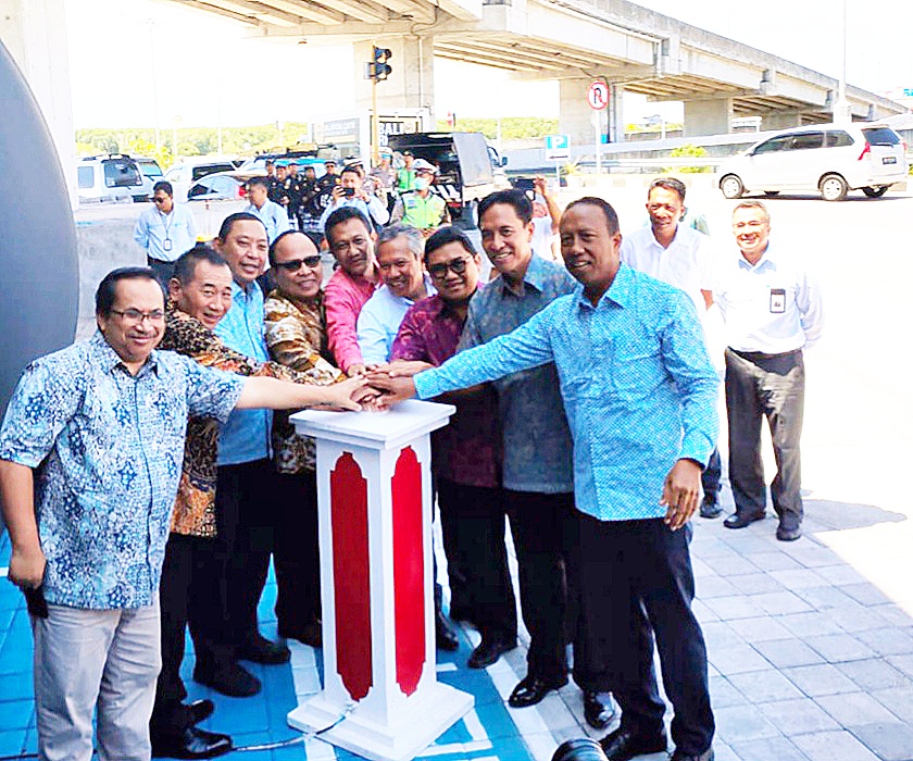 Peresmian stasiun pengisian kendaraan listrik di tol Bali Mandara