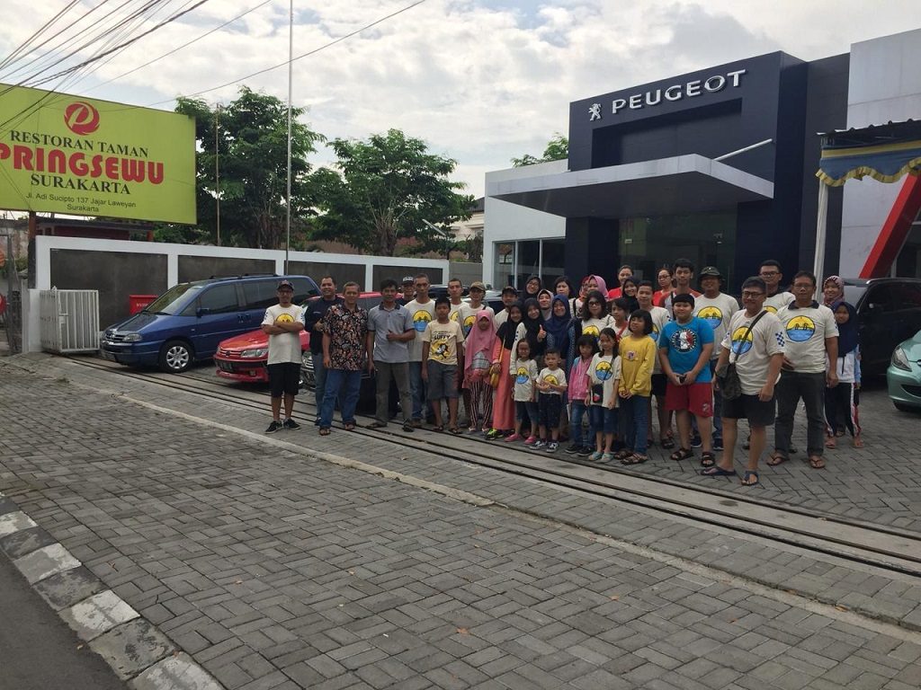 Komunitas Peugeot Jawa Tengah mendapatkan support dari Astra Peugeot Solo