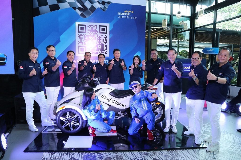 Prosesi peluncuran kampanye Kredit Milenial #JagaNama Mandiri Utama Finance