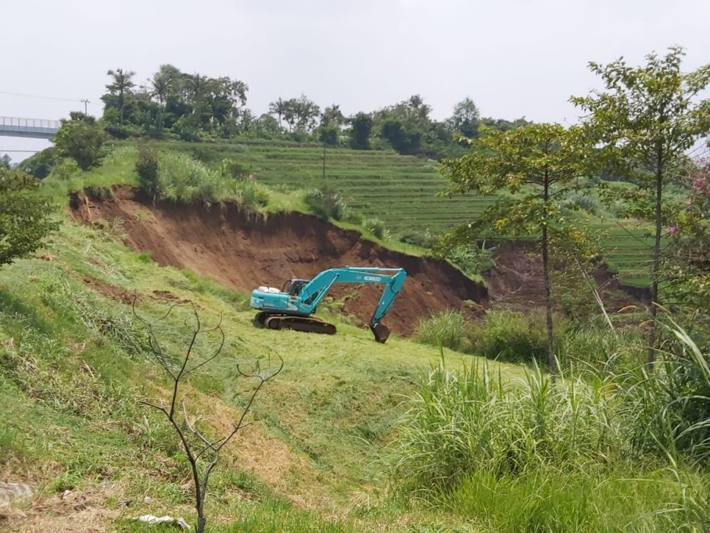 Rumija Tol Cipularang