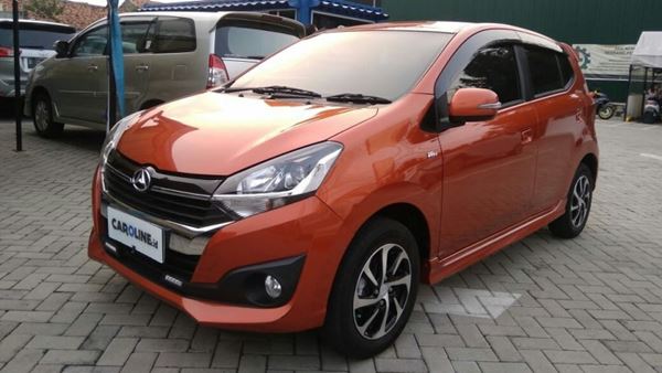 Daihatsu Ayla bekas