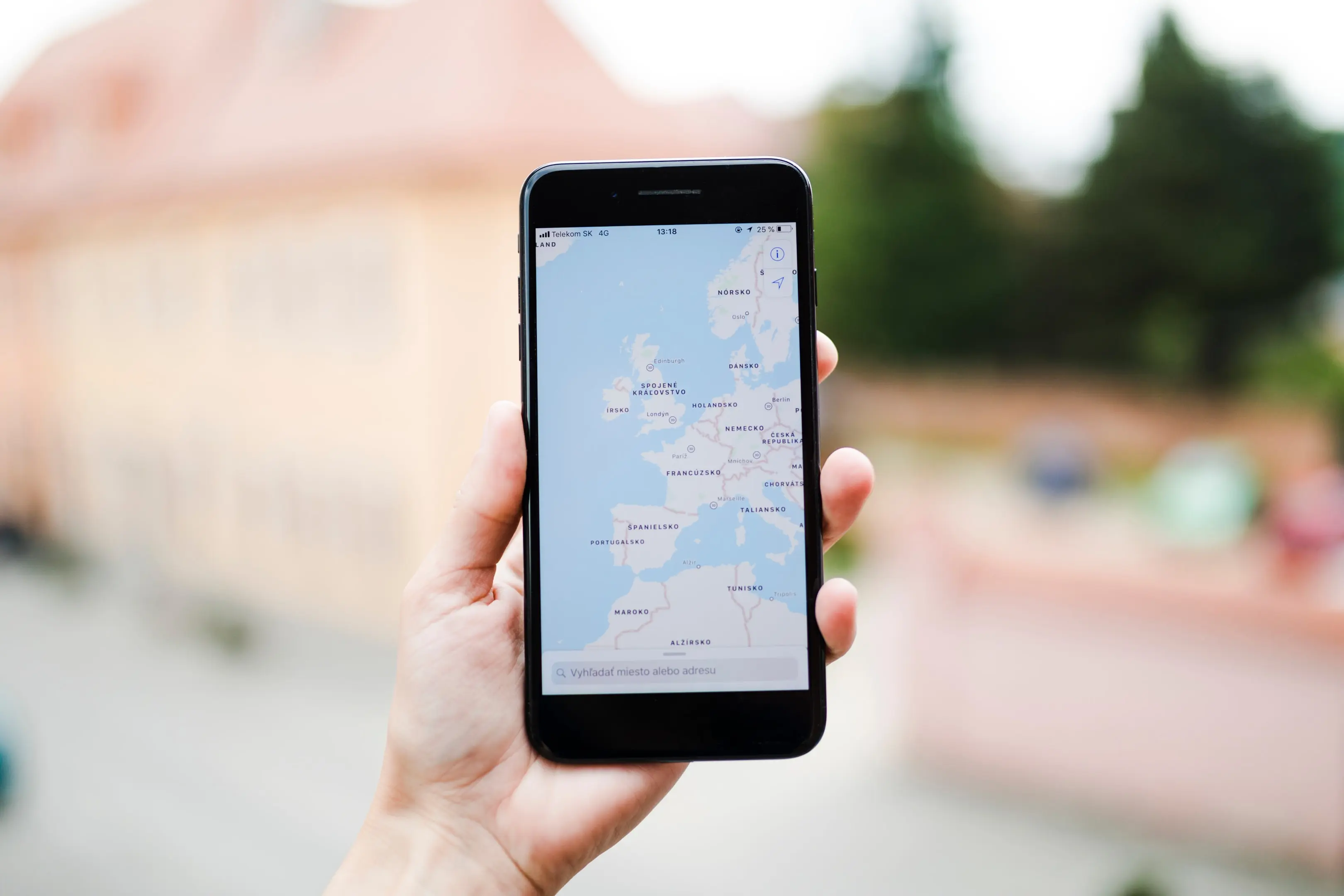 Buka Aplikasi Google Maps.webp