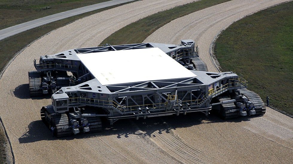 Nasa Crawler Transporter.jpg