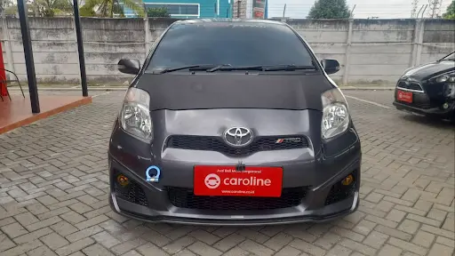 Toyota Yaris 1.5 S 2012.webp