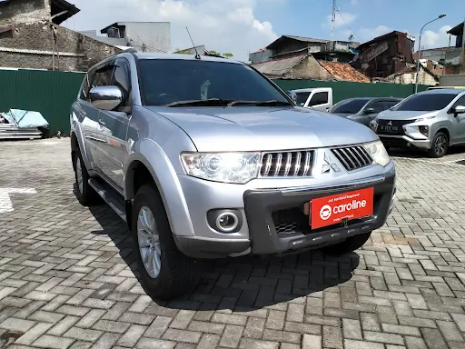 mitsubishi pajero (1).webp