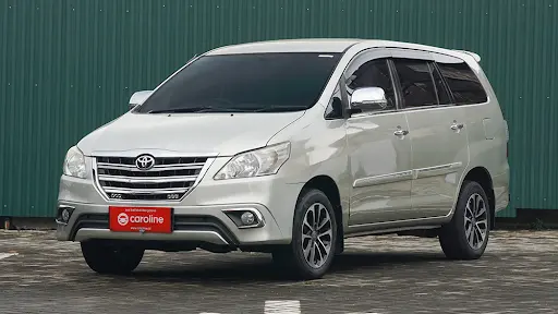 toyota kijang innova.webp