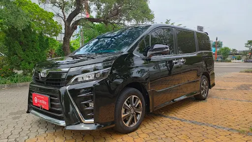 toyota voxy.webp